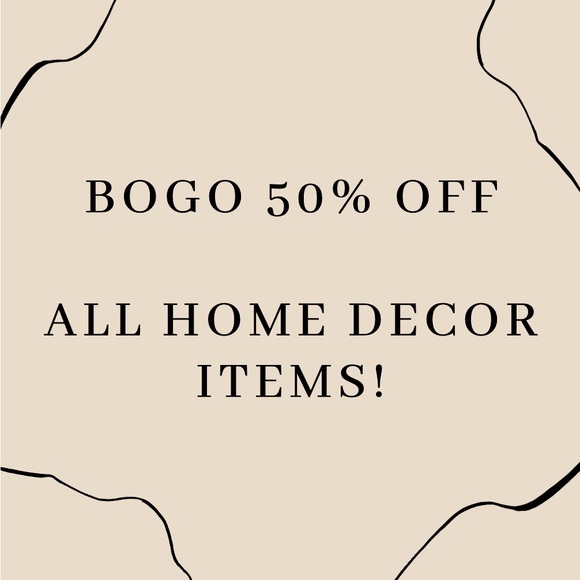 Meet your Posher, Migdalia! 🫶🏻 - Picture 8 of 9